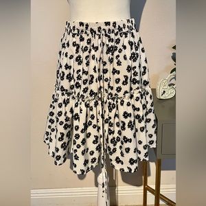 White Skirt with Black Flowers. Size XL